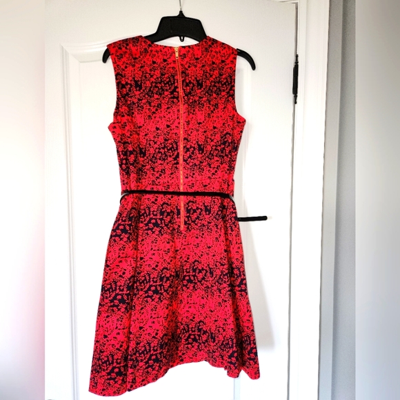 Tommy Hilfiger size 6 summer dress - Picture 2 of 5